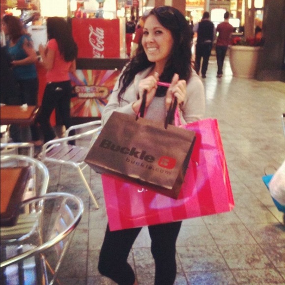 🌟💜💁🏼‍♀️🛍️ - Picture 3 of 8